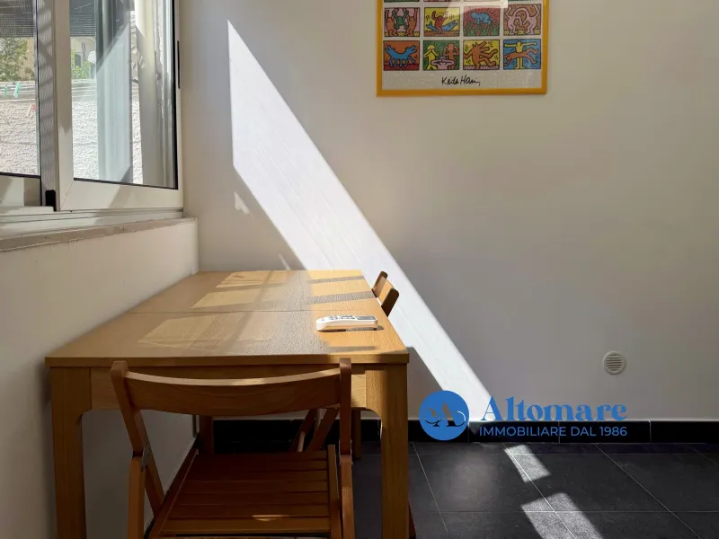 Bivani con cortile - zona Policlinico - — 12